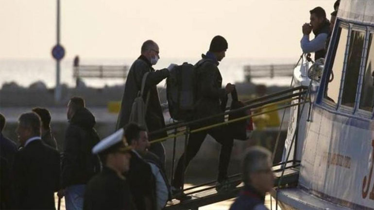 Περισσότεροι από 100 Ιρακινοί επέστρεψαν εθελοντικά στην πατρίδα τους Περισσότεροι από 100 Ιρακινοί επέστρεψαν εθελοντικά στην πατρίδα τους