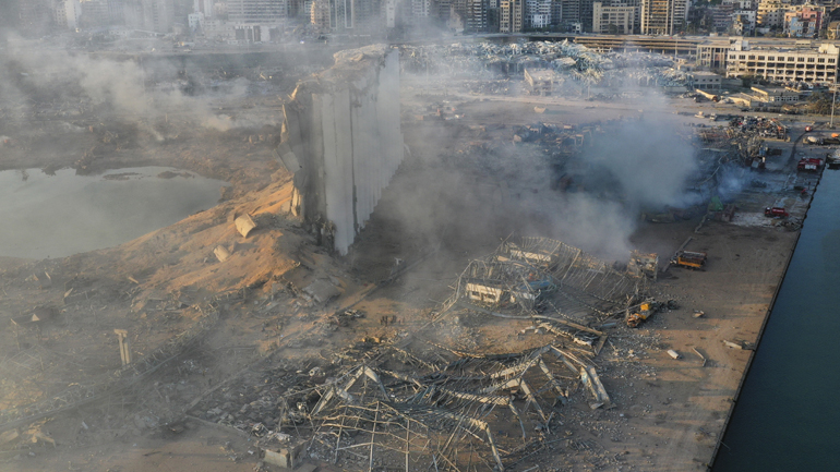 Η Αλγερία στέλνει τέσσερα αεροσκάφη και ένα πλοίο με ανθρωπιστική βοήθεια στη Βηρυτό