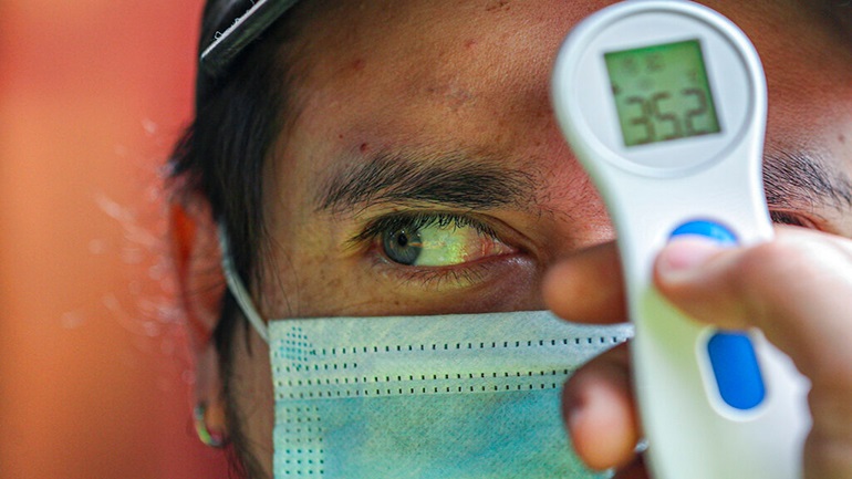 ΗΠΑ-Covid-19: Αίρεται η ταξιδιωτική οδηγία που αφορούσε όλον τον πλανήτη, στο εξής θα αξιολογείται ο κίνδυνος ανά χώρα