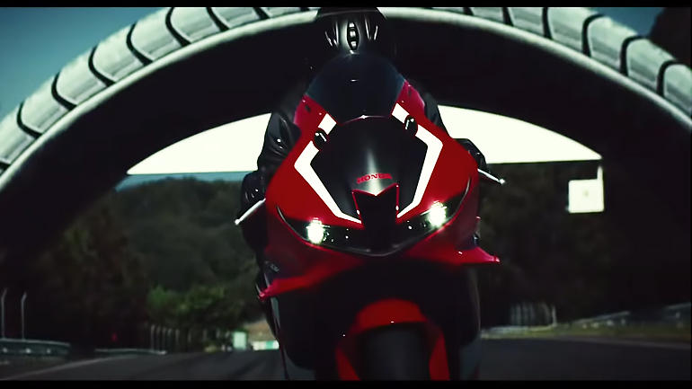 Honda CBR600RR 2021: Εμφανίστηκε έτσι… ξαφνικά!