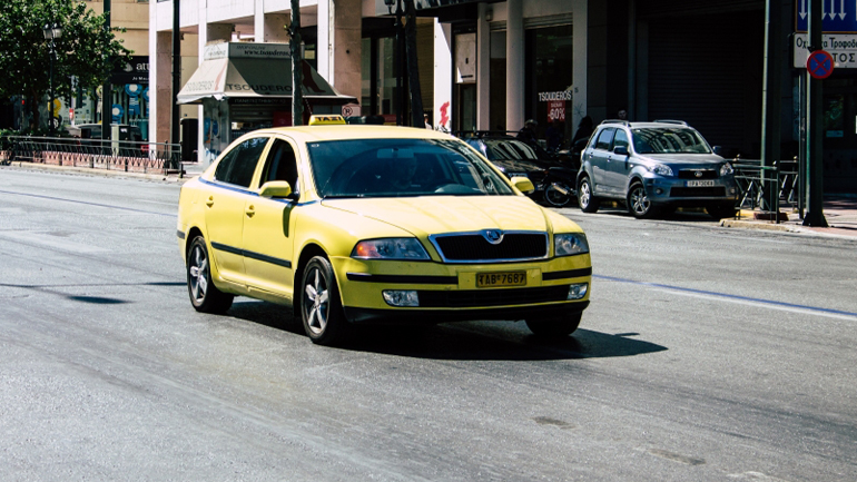 Συνελήφθη 23χρονος που παραβίασε την καραντίνα και οδηγούσε ταξί Συνελήφθη 23χρονος που παραβίασε την καραντίνα και οδηγούσε ταξί