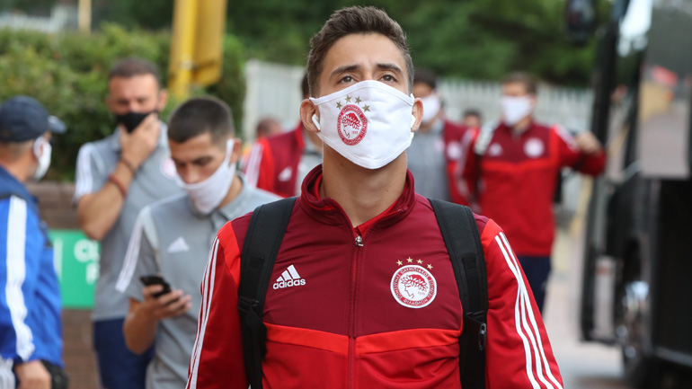 Ο... μασκοφόρος Κώστας Τσιμίκας