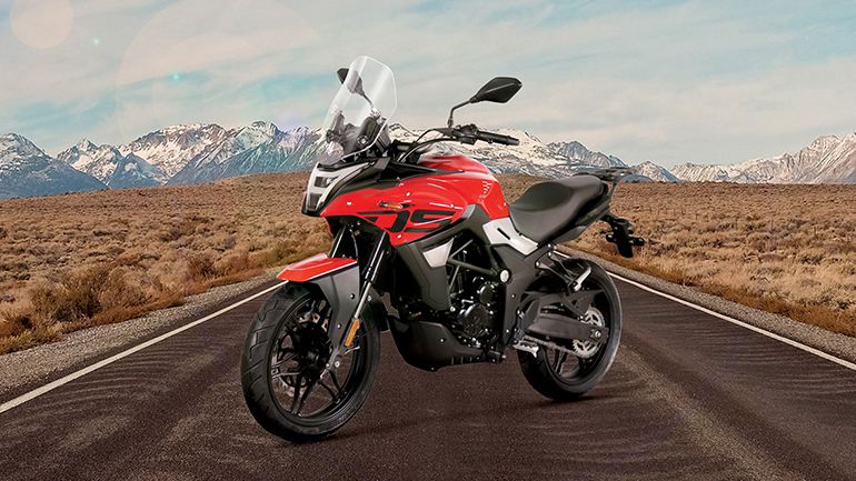 Voge 300DS: Οικονομικό και χαρισματικό 