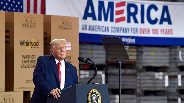 ΗΠΑ: Ο Μπάιντεν είναι «κατά του Θεού» υποστήριξε ο Τραμπ σε προεκλογική του ομιλία