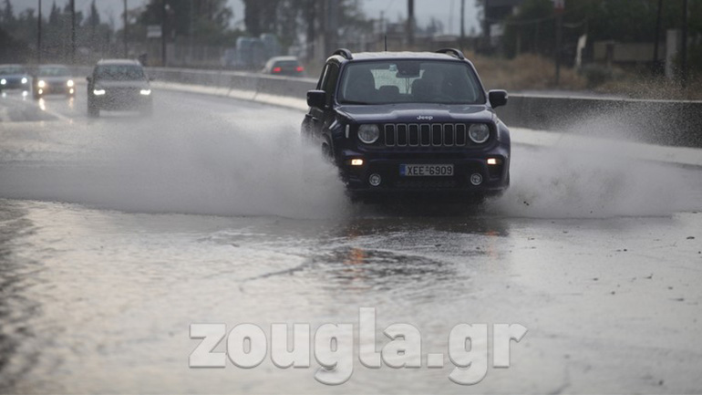 Κακοκαιρία «Θάλεια»: Τα φαινόμενα χτύπησαν και την Αττική