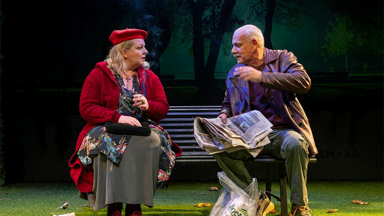 «Το παγκάκι»  με τον Γ. Κιμούλη και τη Φ. Μπαξεβάνη έρχεται στα ανοιχτά θέατρα της Αττικής