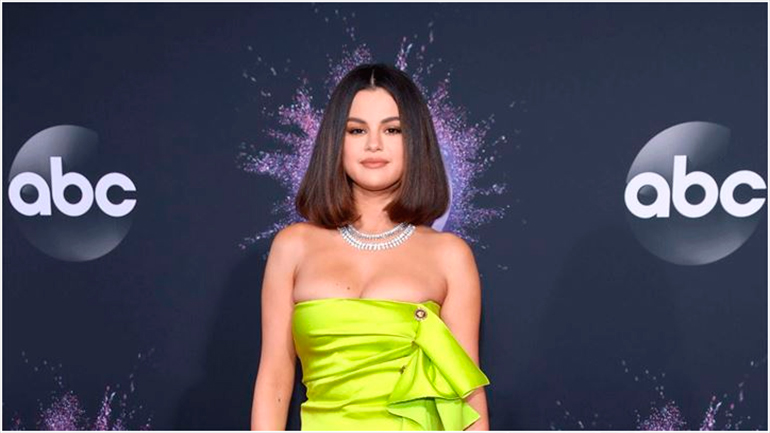 Selena Gomez: «Δεν είναι εύκολο για κανέναν να διαβεί αυτό που περνάμε»