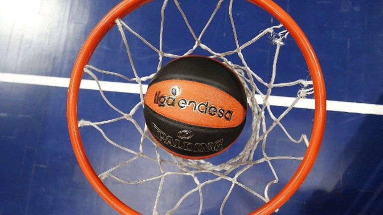 Μπάσκετ: Πέντε κρούσματα κορωνοϊού στη Φουενλαμπράδα