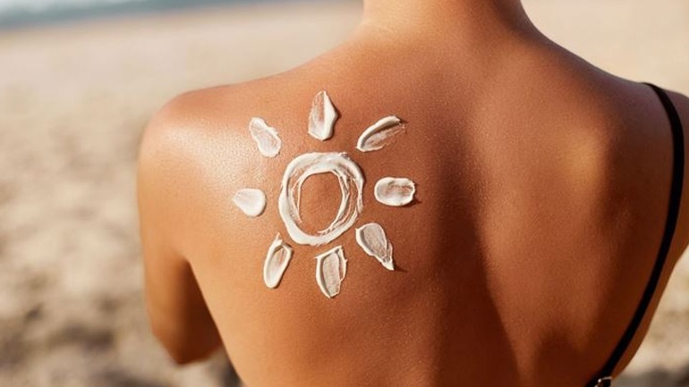 Πώς θα προστατευτείτε από τον ήλιο