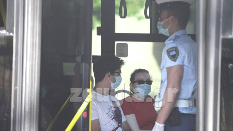 Έλεγχοι σε ΜΜΜ από την τροχαία Αττικής