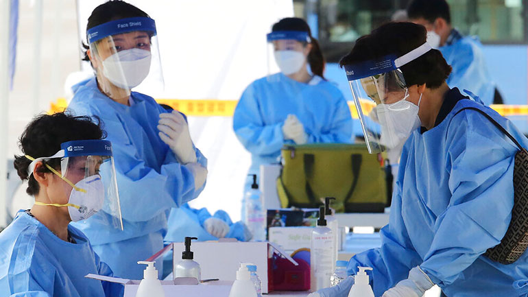 Φιλιππίνες: Ο πρόεδρος Ντουτέρτε δηλώνει εθελοντής για τις δοκιμές του ρωσικού εμβολίου