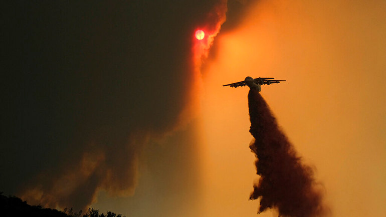 Καλιφόρνια: Γιγάντια πυρκαγιά – Εκκενώθηκαν 500 σπίτια