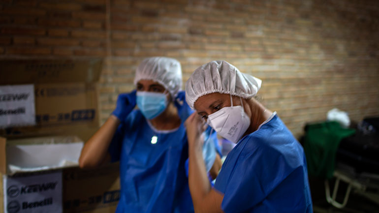 Ισπανία: Σε 2.935 ανέρχονται τα νέα κρούσματα σε διάστημα 24 ωρών