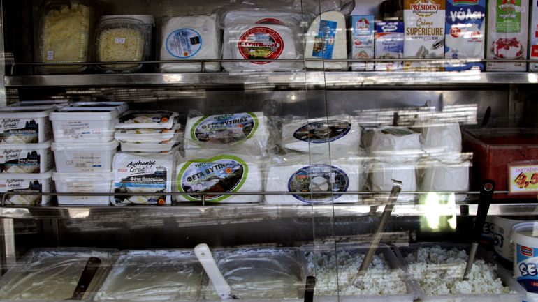 Εξαιρούνται τα ελληνικά τυριά από τους δασμούς των ΗΠΑ σε προϊόντα της ΕΕ