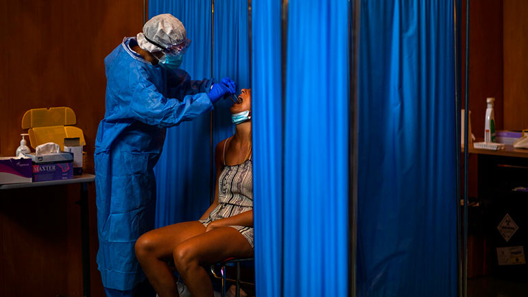 Ουκρανία: Έφτασαν τα 1.592 νέα περιστατικά Covid-19 σε μία ημέρα