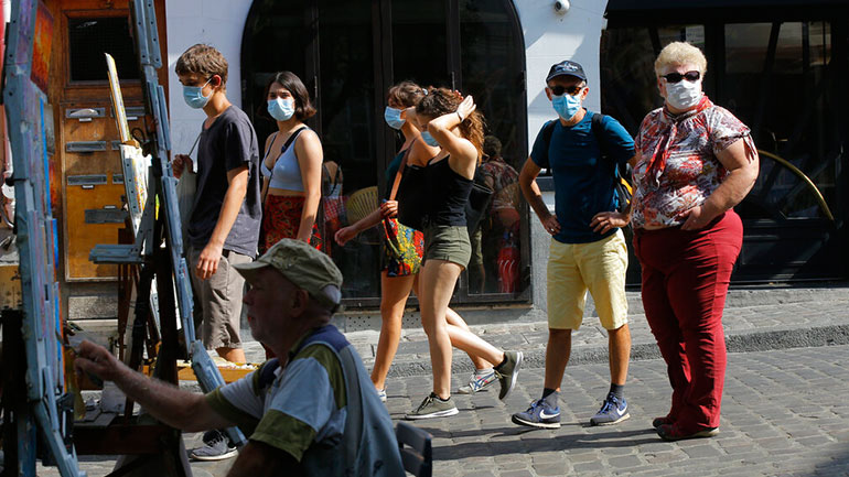 Γαλλία: Ζώνη υψηλού κινδύνου το Παρίσι λόγω Covid- 19