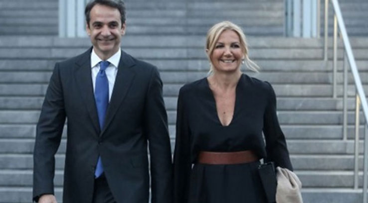 Στην Ιερά Μονή της Αγίας Τριάδας Τζαγκαρόλων στο Ακρωτήρι ο πρωθυπουργός