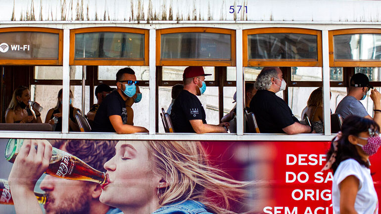 Δανία: Υποχρεωτική η μάσκα στα δημόσια μέσα μεταφοράς από τις 22 Αυγούστου