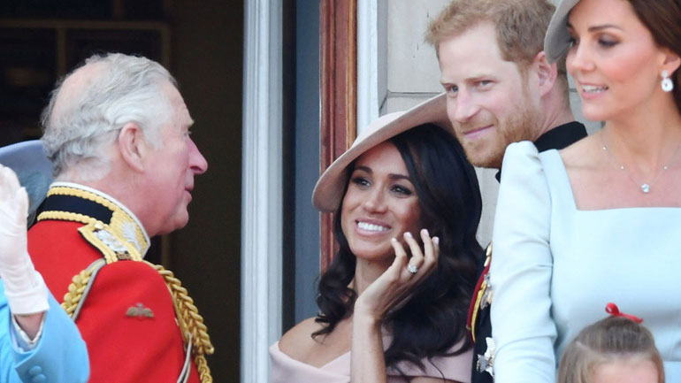 Ποια είναι η σχέση της Meghan Markle με τον πρίγκιπα Κάρολο;