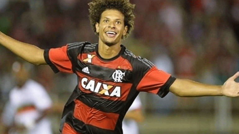 «Παίκτης του Ολυμπιακού ο Αράο»