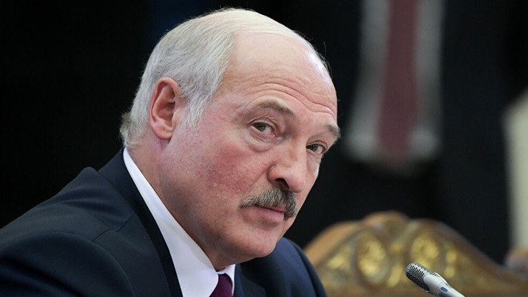 Λευκορωσία: «Δεν είμαι Άγιος», δηλώνει ο Λουκασένκο και προτείνει δημοψήφισμα