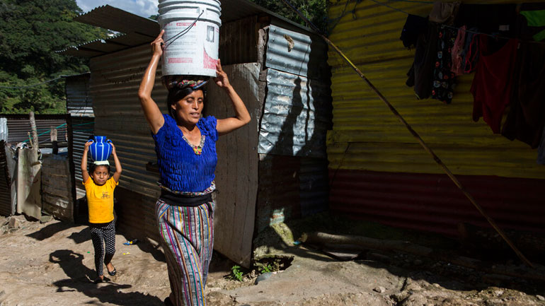 Γουατεμάλα: Ομάδα ενόπλων έκαψε τα σπίτια 40 οικογενειών