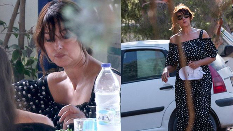 Monica Bellucci: Πλούσιο φωτογραφικό υλικό από τις διακοπές της στην Πάρο