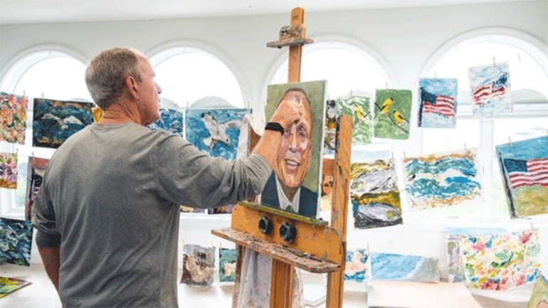 «Out of Many, One», πορτρέτα μεταναστών από τον Τζορτζ Ου. Μπους