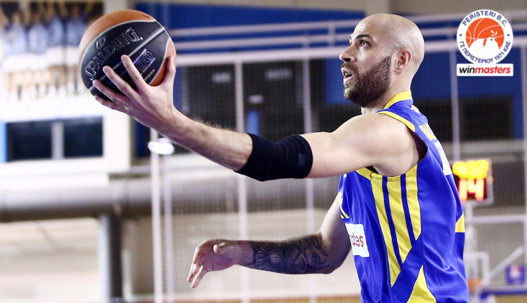 Μπάσκετ: Παραμένει στο Περιστέρι ο Βασιλόπουλος