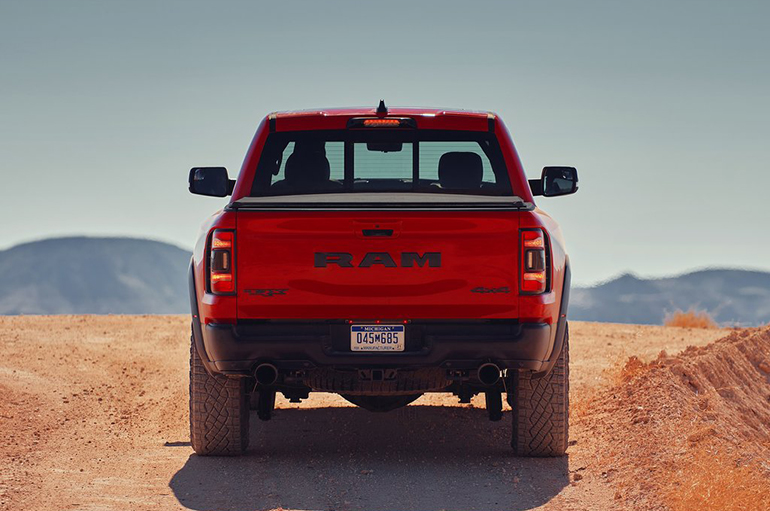 Η πίσω όψη...