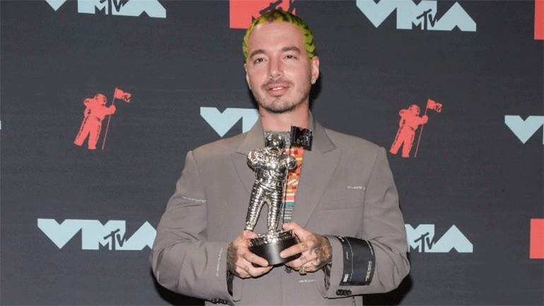 Ο J Balvin διαγνώσθηκε με  Covid-19 και αναρρώνει