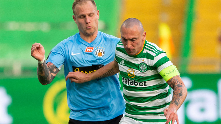 Champions League: Άνετη πρόκριση για τη Σέλτικ με βασικό τον Μπάρκα