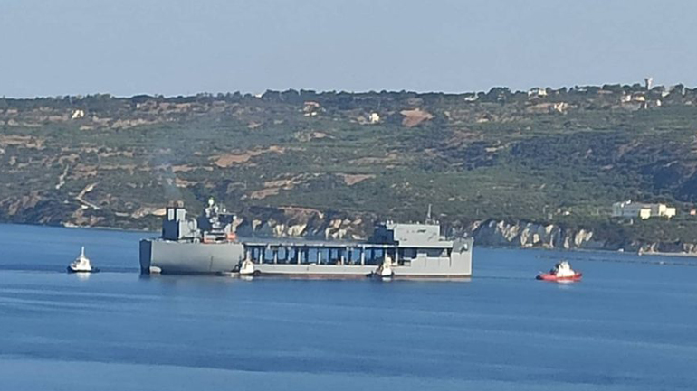 Στη Σούδα το τεράστιο ελικοπτεροφόρο των ΗΠΑ USS Hershel «Woody» Williams