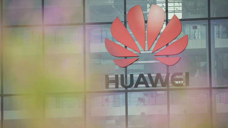 Οι ΗΠΑ «κλείνουν την πόρτα» στη Huawei