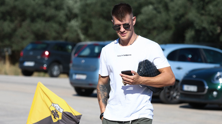 ΑΕΚ: Χάνει τον τελικό ο Σιμάνσκι