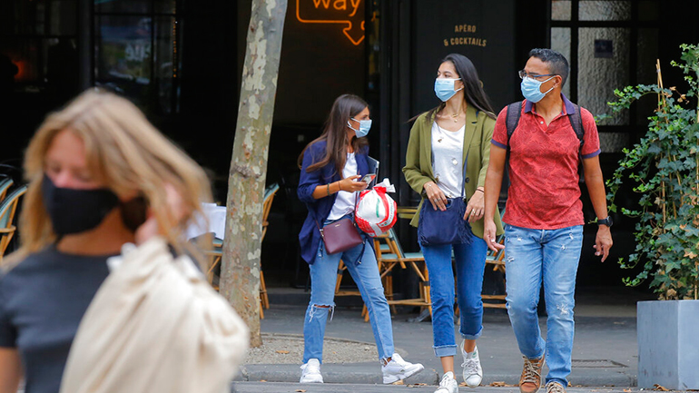 Γαλλία: Πάνω από 3.700 νέα κρούσματα μέσα σε μία ημέρα