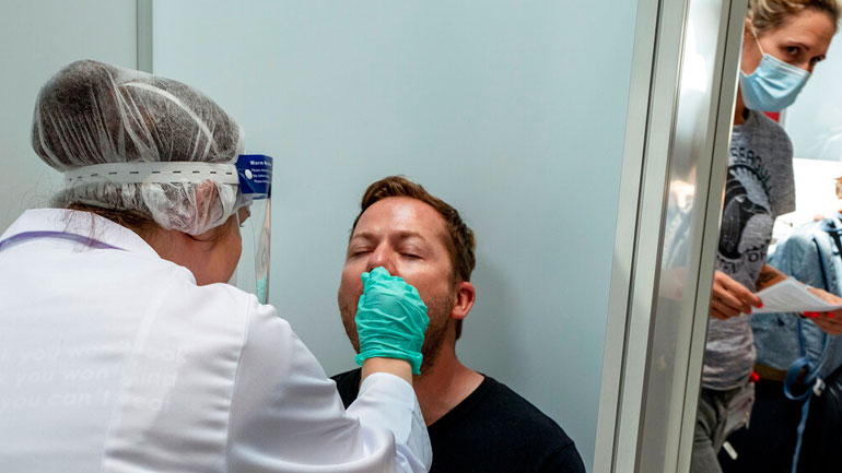 Γερμανία: Επτά θάνατοι  λόγω COVID-19 και 1.510 κρούσματα μόλυνσης σε 24 ώρες