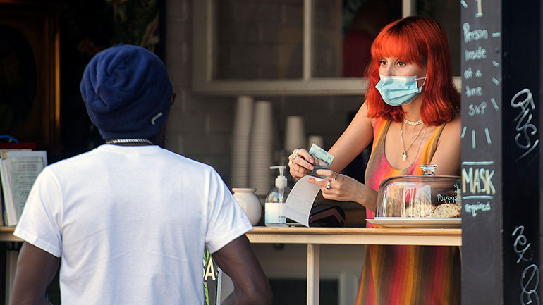 Κύπρος: Επεκτείνεται το μέτρο για υποχρεωτική χρήση μάσκας και καθορίζεται ανώτατη τιμή για τεστ κορωνοϊού Κύπρος: Επεκτείνεται το μέτρο για υποχρεωτική χρήση μάσκας και καθορίζεται ανώτατη τιμή για τεστ κορωνοϊού