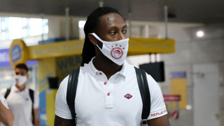 Θετικός στον κορωνοϊό ο Σεμέδο του Ολυμπιακού