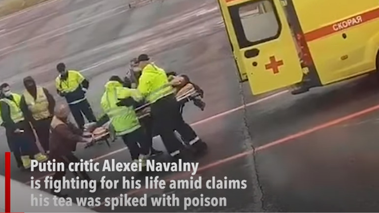 Αλεξέι Ναβάλνι: Στη δημοσιότητα βίντεο όπου υποφέρει από τους πόνους μετά την δηλητηρίαση