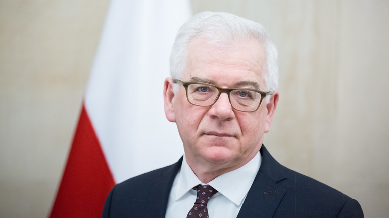 Πολωνία: Παραιτήθηκε ο υπουργός Εξωτερικών Γιάτσεκ Τσαπούτοβιτς