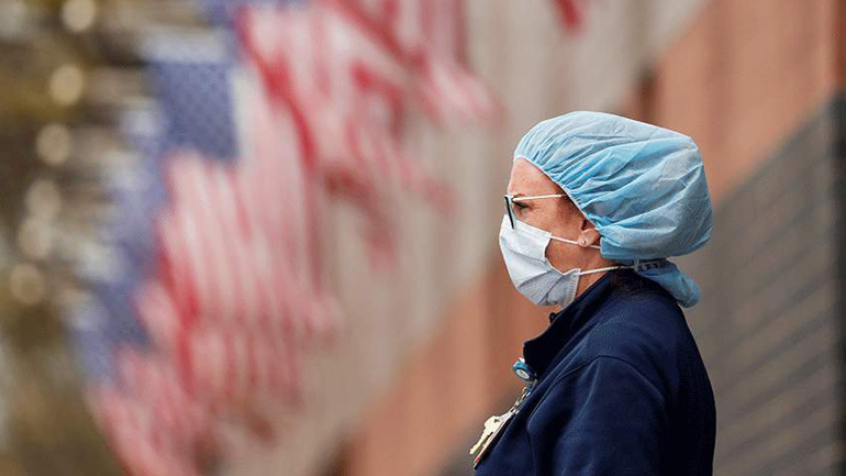 Τουλάχιστον 1.297 νέοι θάνατοι και 44.043 κρούσματα από τον Covid-19 στις ΗΠΑ