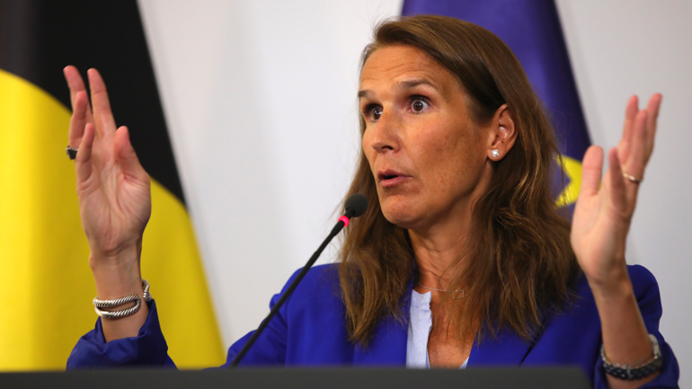 Πρωθυπουργός του Βελγίου: «Για κάποιο διάστημα θα πρέπει να μάθουμε να κυκλοφορούμε με τον ιό»