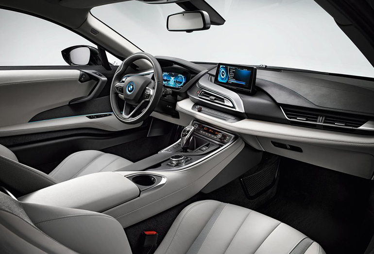 Το εσωτερικό του σπορ μοντέλου