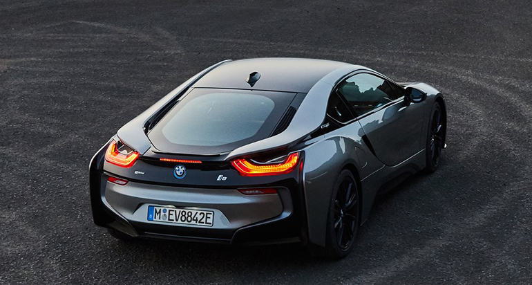 Η σχεδίαση του i8 σίγουρα δεν μπορεί να περάσει απαρατήρητη...