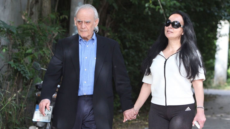 Η Βίκυ Σταμάτη μιλάει για την κατάσταση της υγείας του Άκη Τσοχατζόπουλου