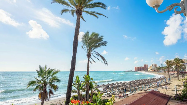 DW: Χαριστική βολή για τον ισπανικό τουρισμό;