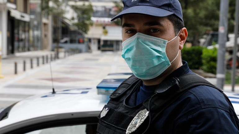 Ο ΕΟΔΥ στο Α.Τ. Ομόνοιας, έπειτα από τον εντοπισμό κρούσματος κορωνοϊού