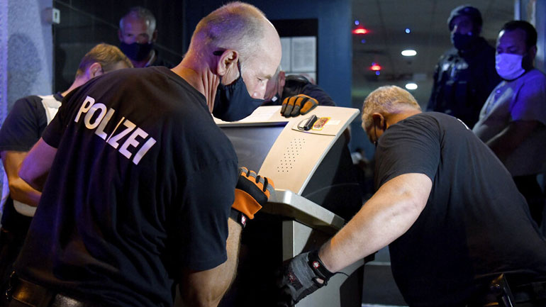 Γερμανία: Τουλάχιστον 40 ύποπτες υποθέσεις εξτρεμισμού αναφέρθηκαν στην αστυνομία