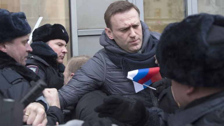 Γερμανική ΜΚΟ πίσω από τη μεταφορά του Ναβάλνι στο Βερολίνο